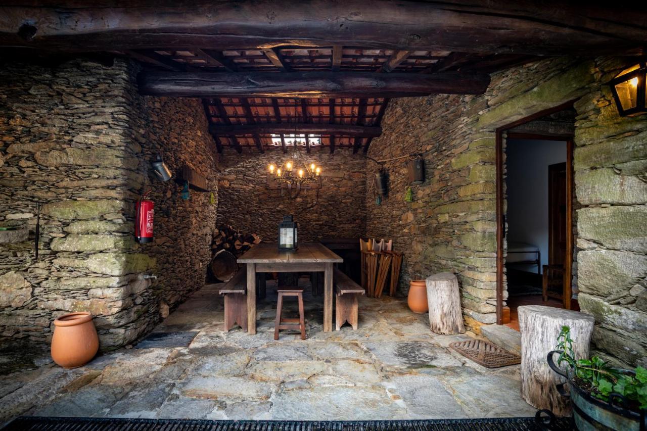 Quinta De Mouraes - Casa Do Xisto Guest House Lever ภายนอก รูปภาพ